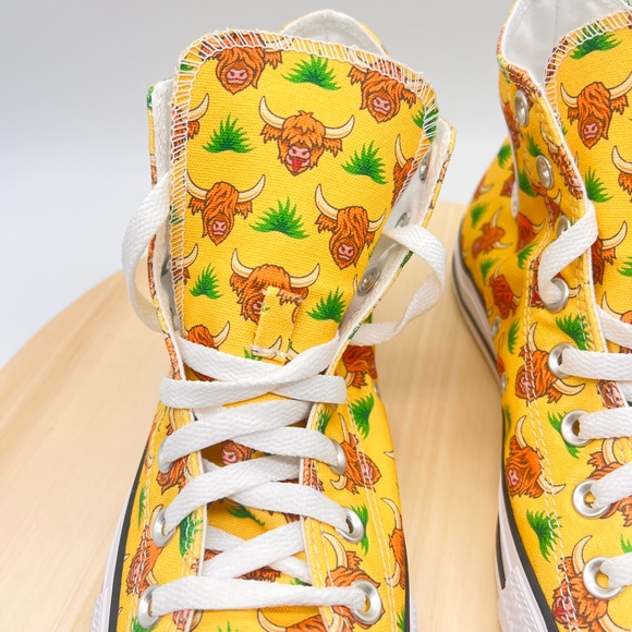 CONVERSE CTAS HI HIGHLAND COW - Picture 10 of 12